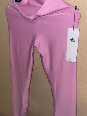 ALO Yoga Candy Pink Performance Leggings